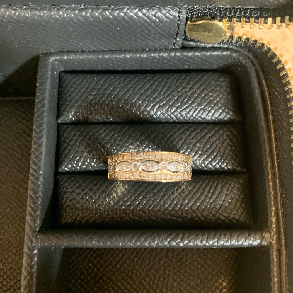 14kt yellow gold diamond ring